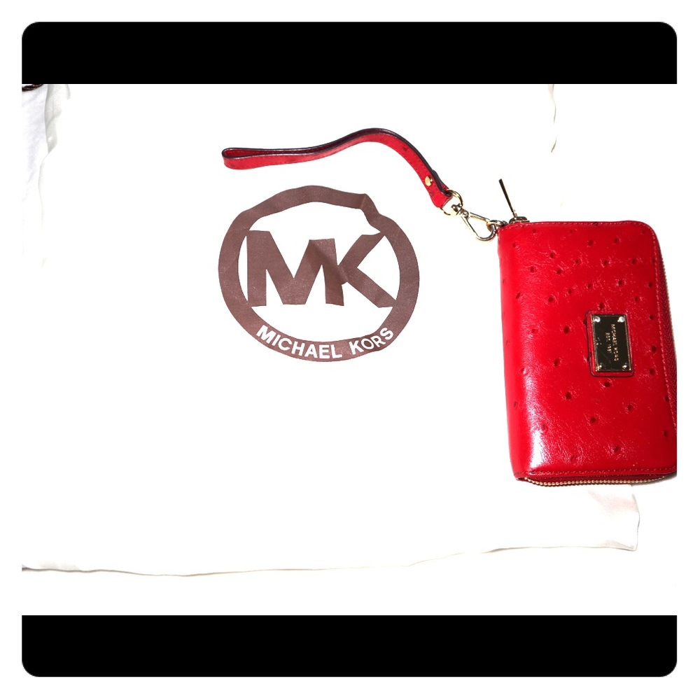 Michael Kors Wristlet Wallet